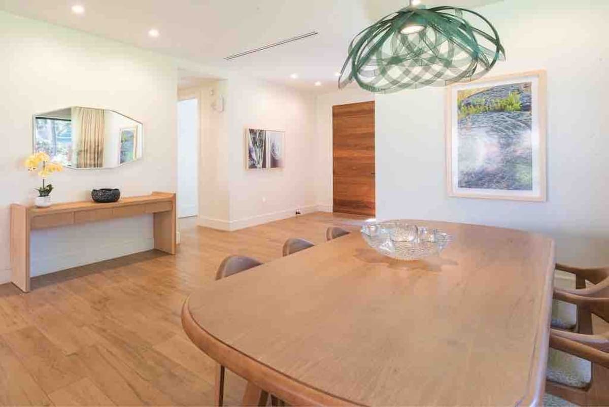 Villa in Lahaina · ★4.92 · 3 bedrooms · 4 beds · 3 baths - Photo 4