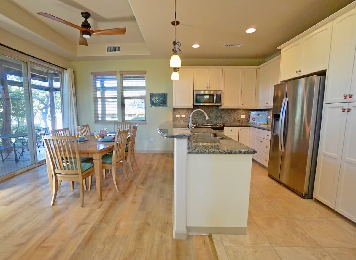 Condo in Waimea · ★4.92 · 2 bedrooms · 2 beds · 2 baths - Photo 4