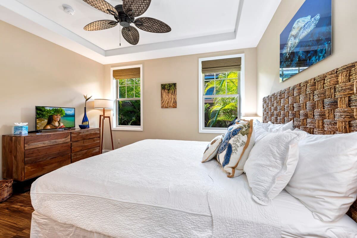 Home in Kailua-Kona · ★4.87 · 3 bedrooms · 3 beds · 2.5 baths - Photo 5