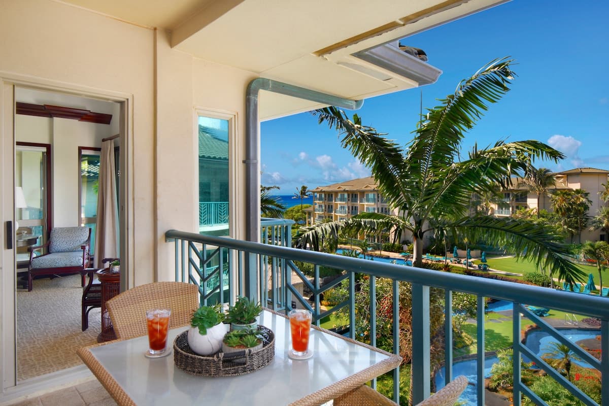 Condo in Kapaa · ★4.95 · 2 bedrooms · 3 beds · 3 baths - Photo 2