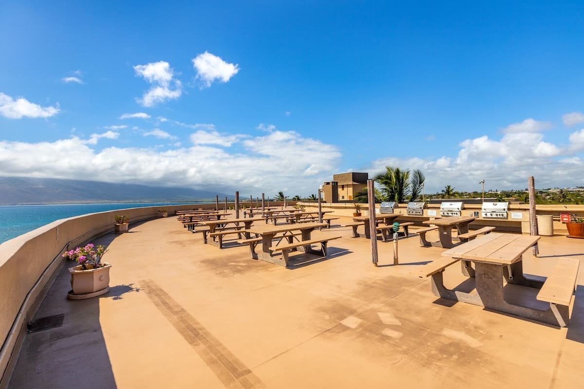 Condo in Kihei · ★4.56 · 2 bedrooms · 2 beds · 2 baths - Photo 5