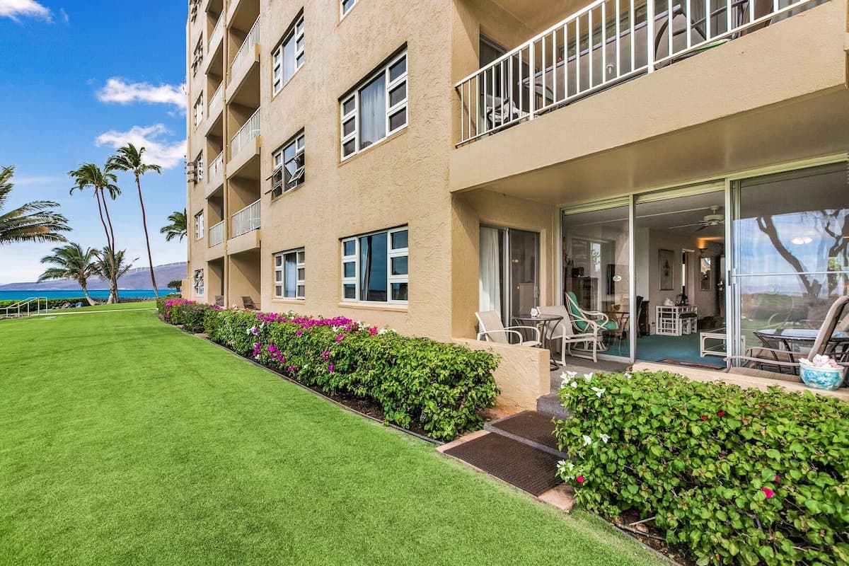 Condo in Kihei · ★4.56 · 2 bedrooms · 2 beds · 2 baths - Photo 3