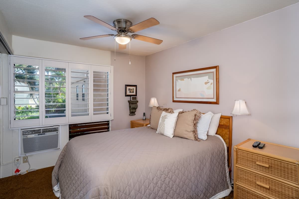 Condo in Wailuku · ★4.66 · 1 bedroom · 1 bed · 1 bath - Photo 3