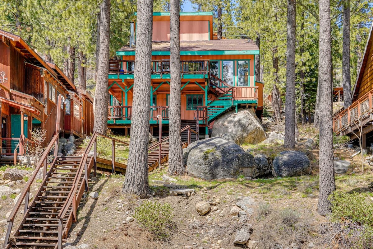 Donner Lakefront Cabin, Pet-Friendly, Sleeps 10 - Photo 1
