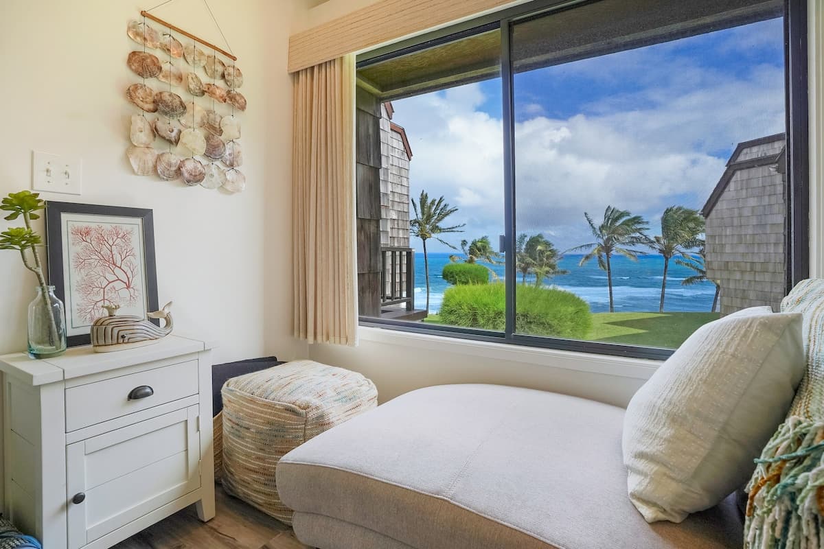Condo in Princeville · ★4.73 · 2 bedrooms · 3 beds · 2 baths - Photo 3