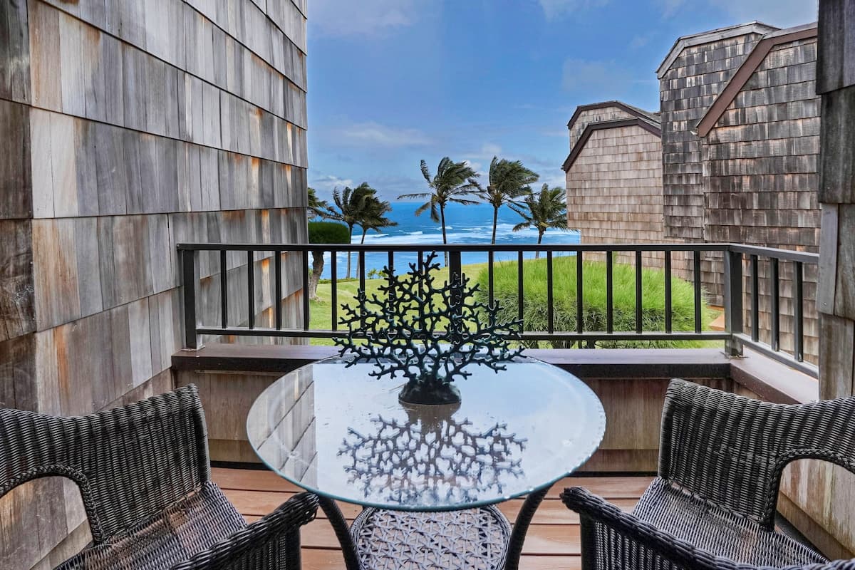 Condo in Princeville · ★4.73 · 2 bedrooms · 3 beds · 2 baths - Photo 1