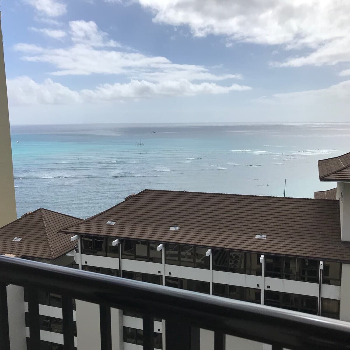 Ocean Front View 1Bd/2Ba @ Imperial Waikiki Resort - Photo 3
