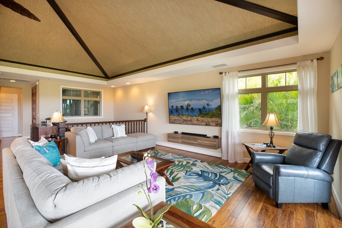 Home in Waimea · ★5.0 · 4 bedrooms · 5 beds · 3 baths - Photo 3