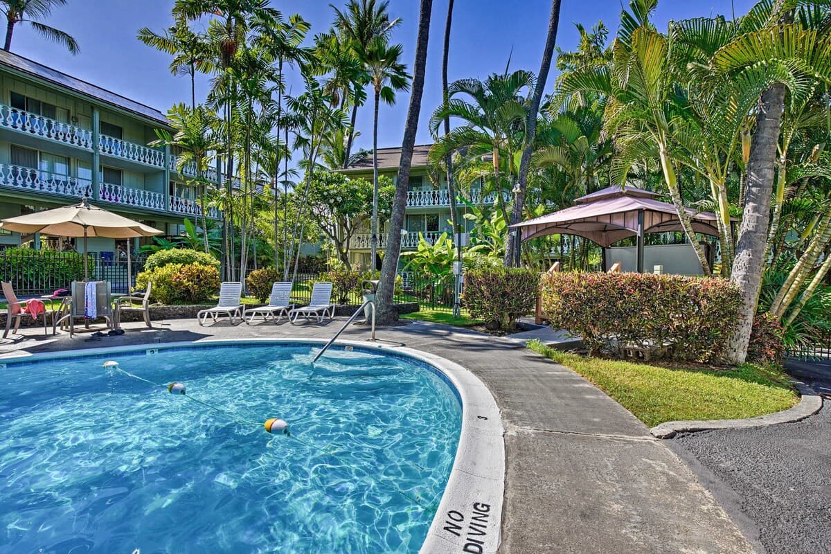 Condo in Kailua-Kona · ★4.5 · Studio · 1 bed · 1 bath - Photo 3