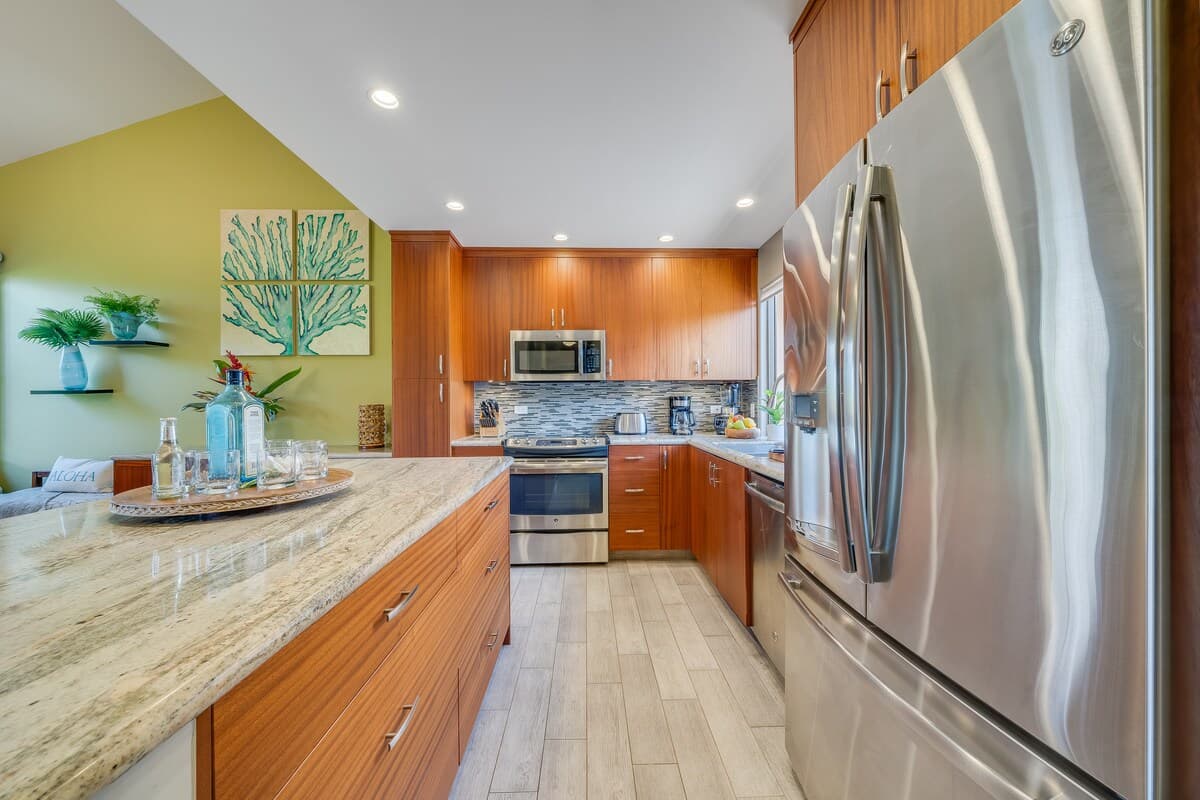 Condo in Kihei · ★4.63 · 1 bedroom · 2 beds · 2 baths - Photo 5