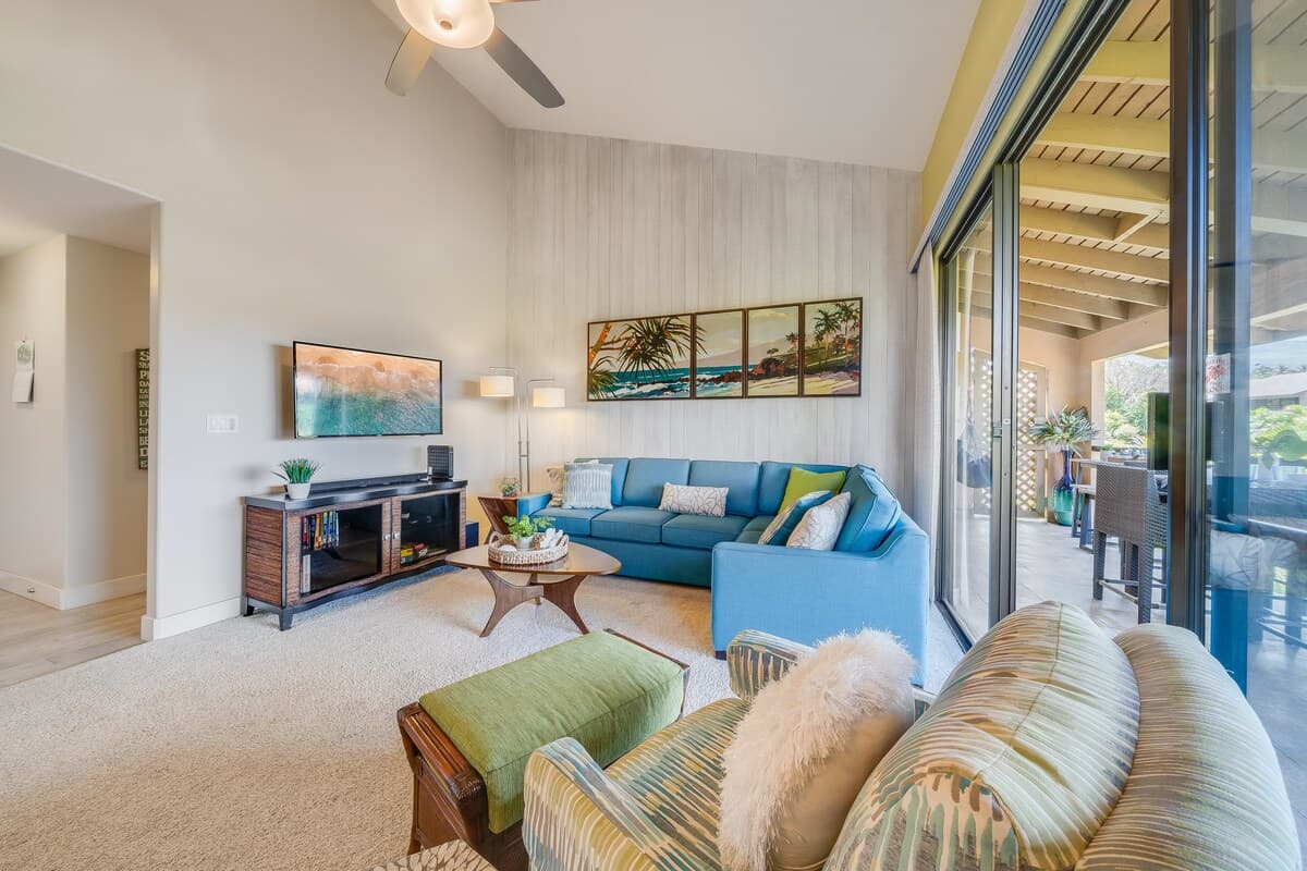 Condo in Kihei · ★4.63 · 1 bedroom · 2 beds · 2 baths - Photo 4