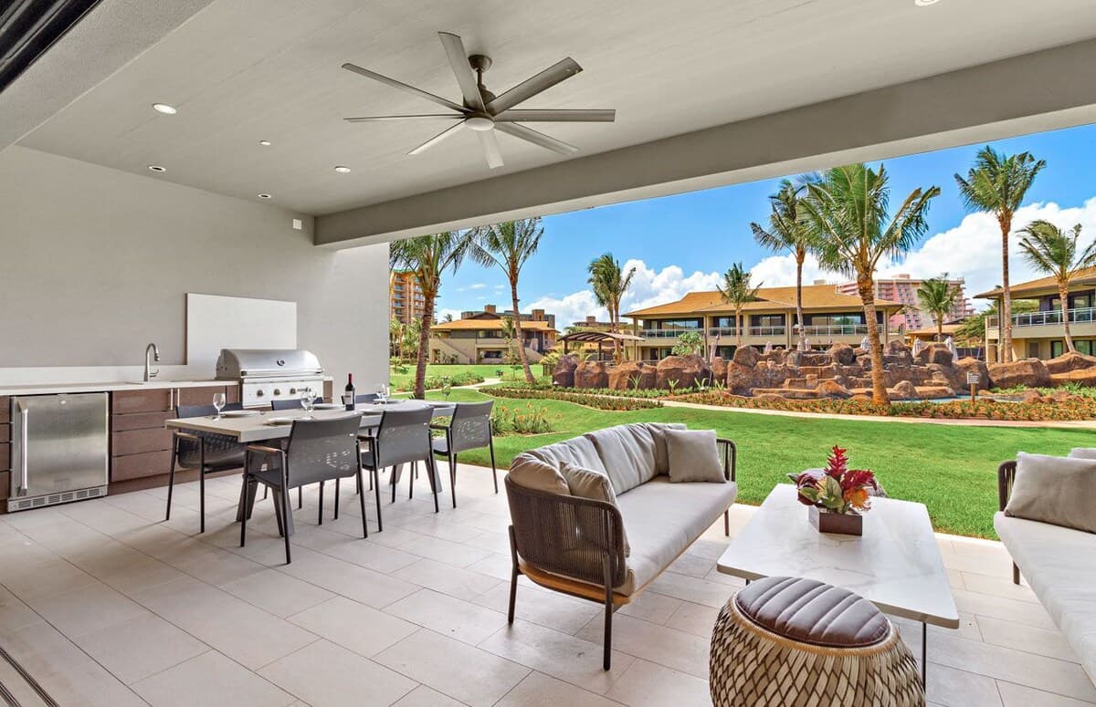 Condo in Lahaina · ★4.93 · 3 bedrooms · 4 beds · 3 baths - Photo 3