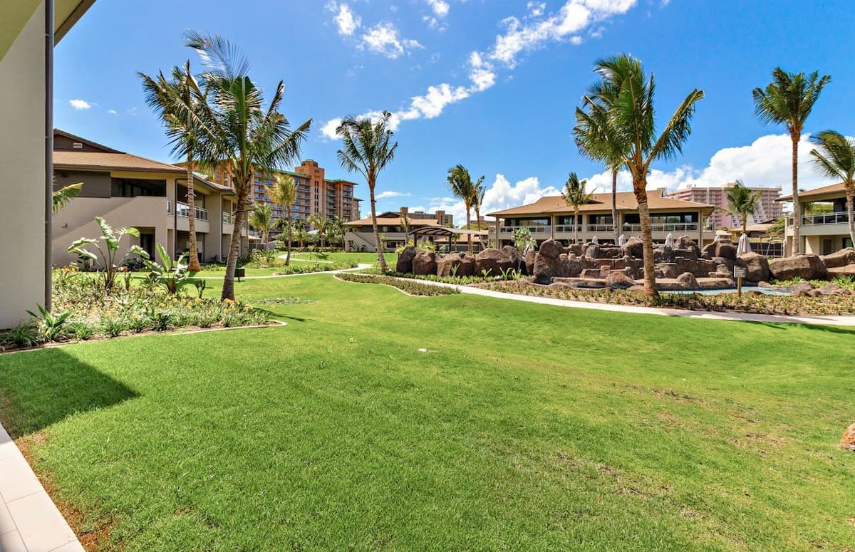 Condo in Lahaina · ★4.93 · 3 bedrooms · 4 beds · 3 baths - Photo 5