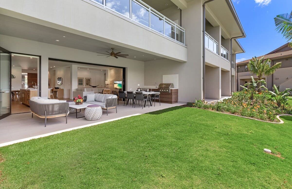 Condo in Lahaina · ★4.93 · 3 bedrooms · 4 beds · 3 baths - Photo 2
