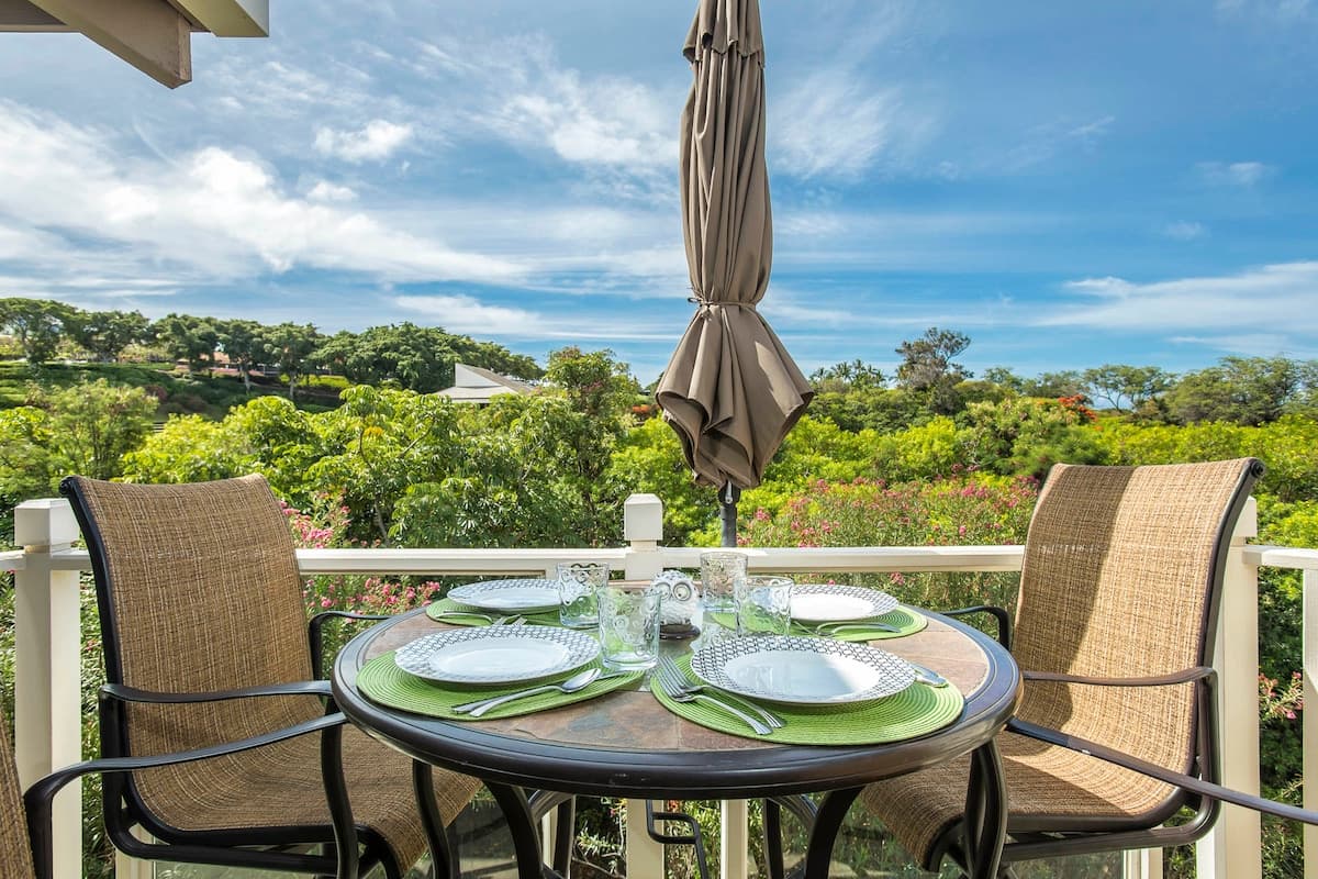 Condo in Wailea · ★4.6 · 2 bedrooms · 3 beds · 2 shared baths - Photo 1