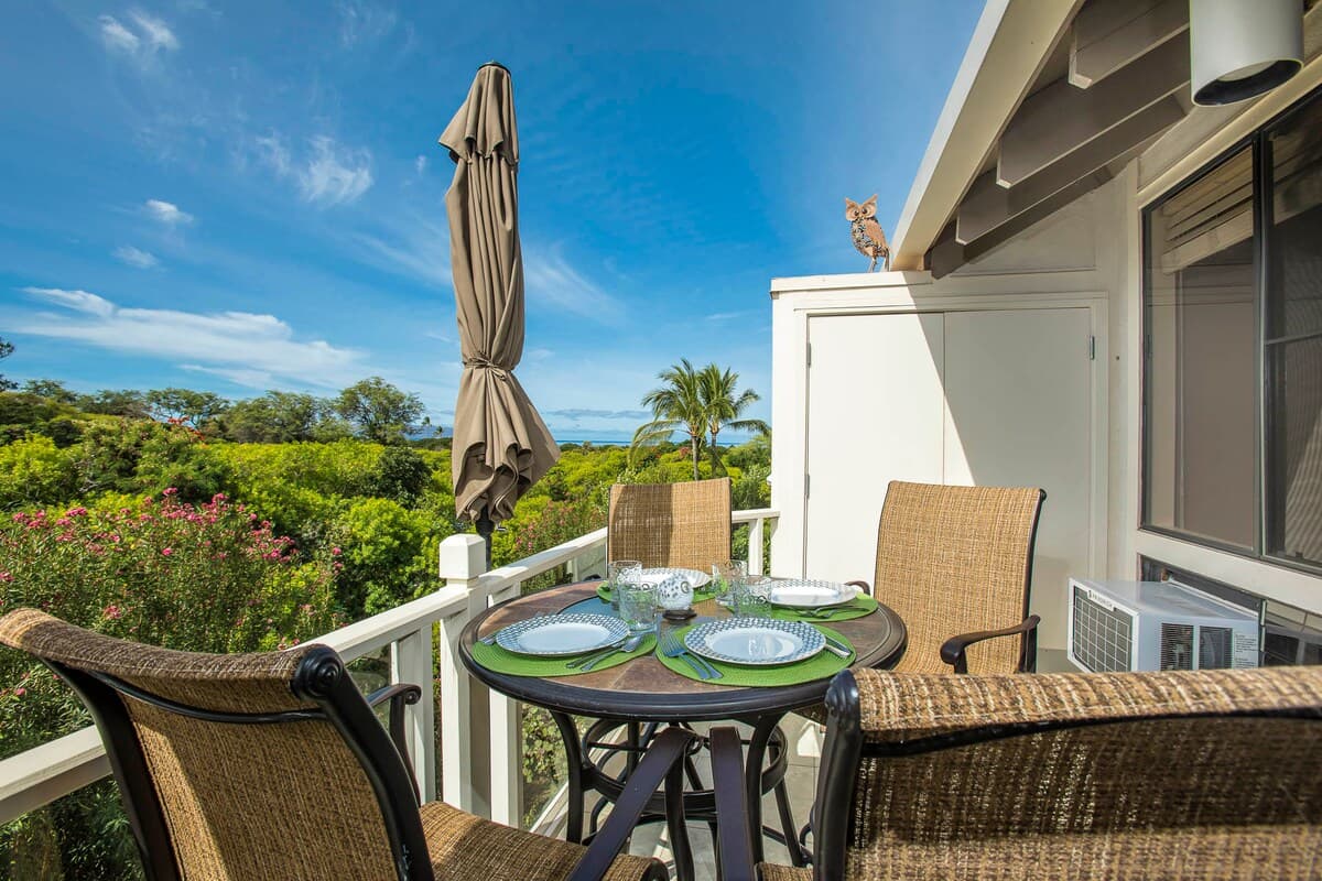 Condo in Wailea · ★4.6 · 2 bedrooms · 3 beds · 2 shared baths - Photo 4