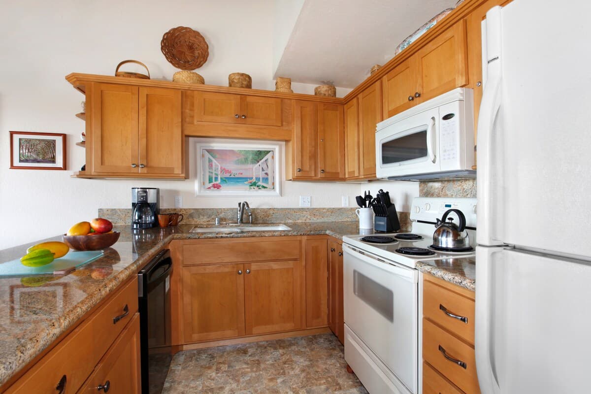Condo in Koloa · ★4.67 · 1 bedroom · 1 bed · 1 bath - Photo 4