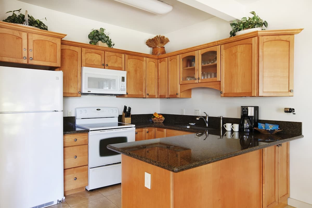 Condo in Koloa · ★4.8 · 2 bedrooms · 3 beds · 2 baths - Photo 5