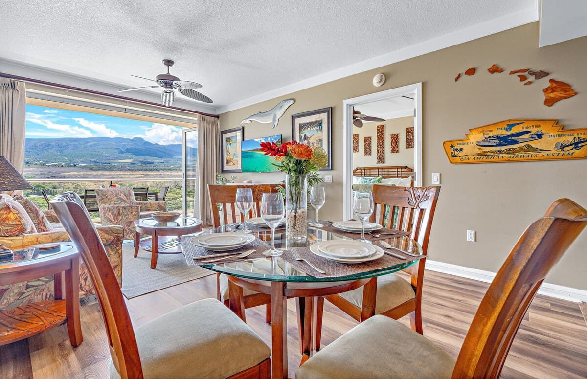 Condo in Lahaina · ★4.86 · 1 bedroom · 2 beds · 1 bath - Photo 4