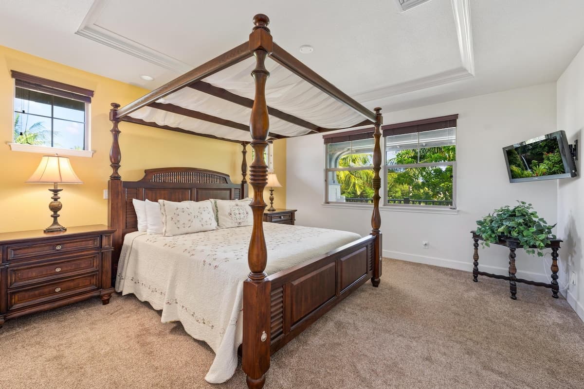 Townhouse in Waimea · ★4.75 · 2 bedrooms · 2 beds · 2.5 baths - Photo 2
