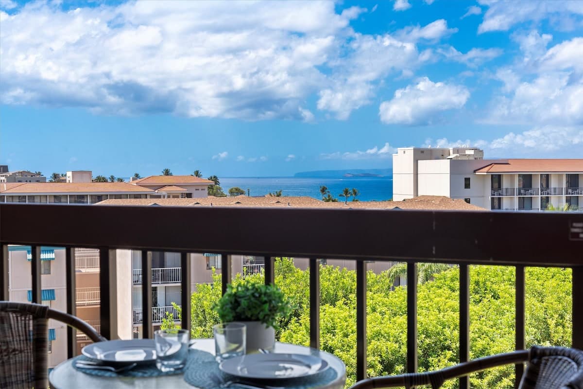 Condo in Kihei · ★4.49 · 2 bedrooms · 4 beds · 2 baths - Photo 1
