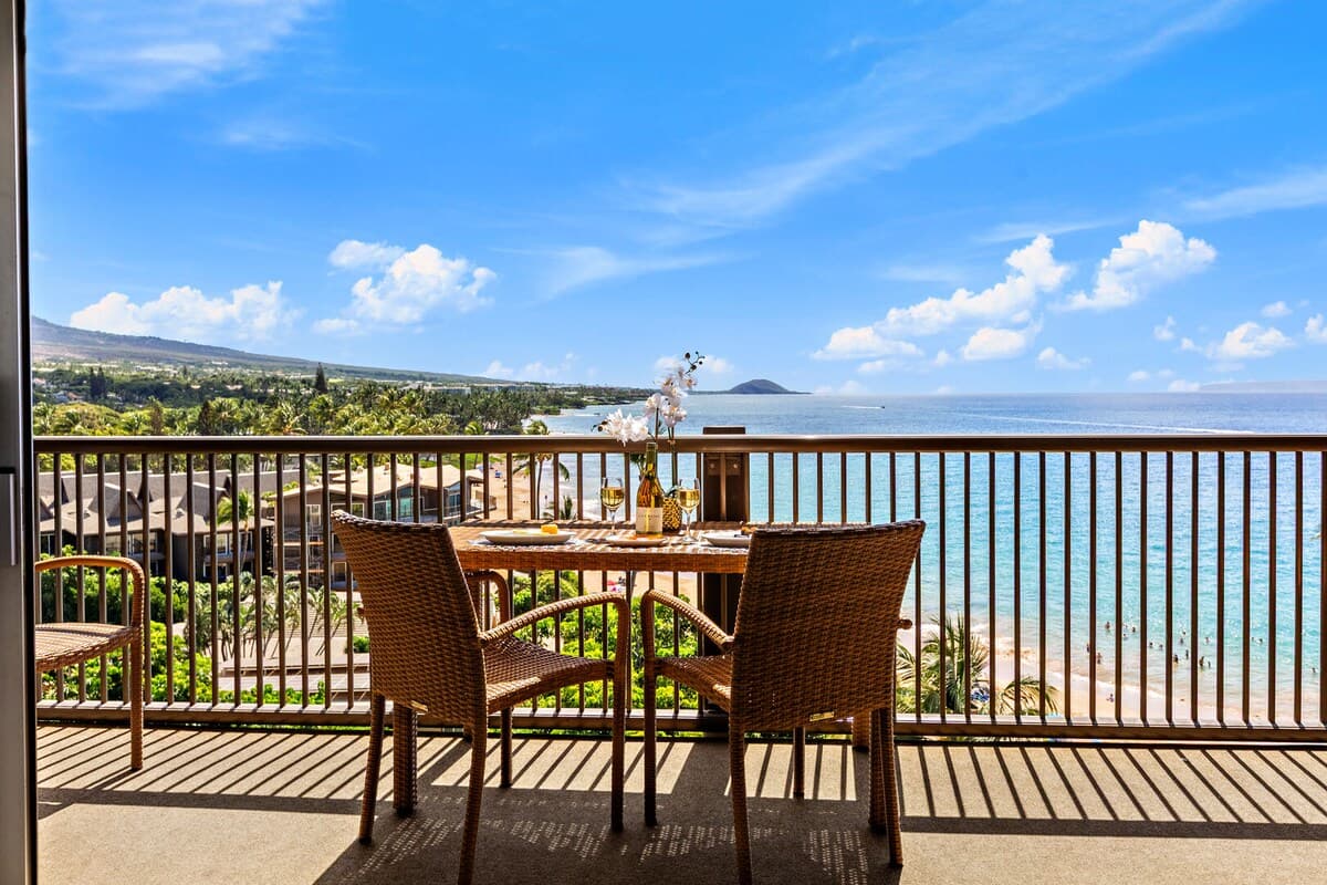 Condo in Kihei · ★4.81 · 2 bedrooms · 3 beds · 2 baths - Photo 3