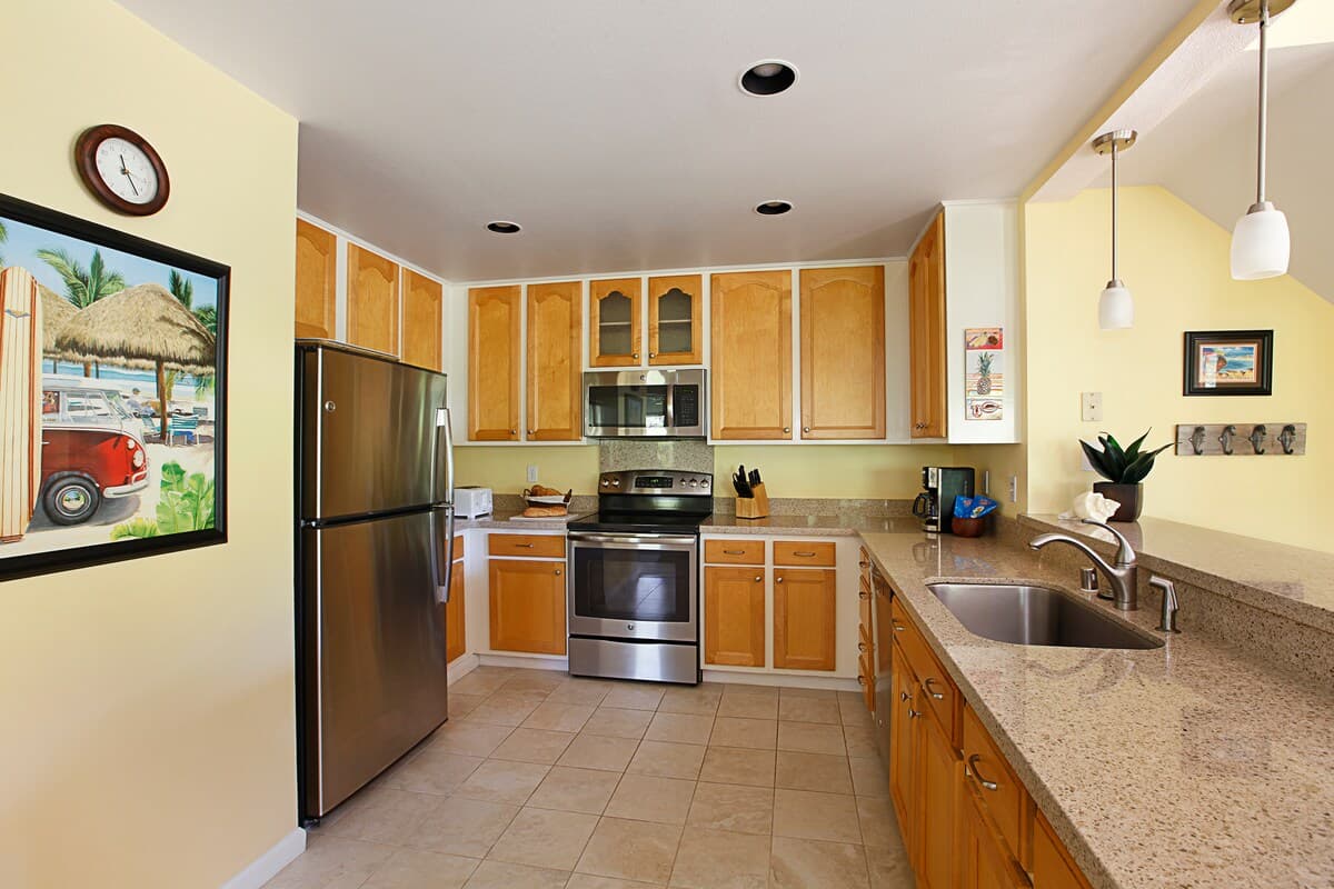 Condo in Koloa · ★4.82 · 3 bedrooms · 4 beds · 2.5 private baths - Photo 5