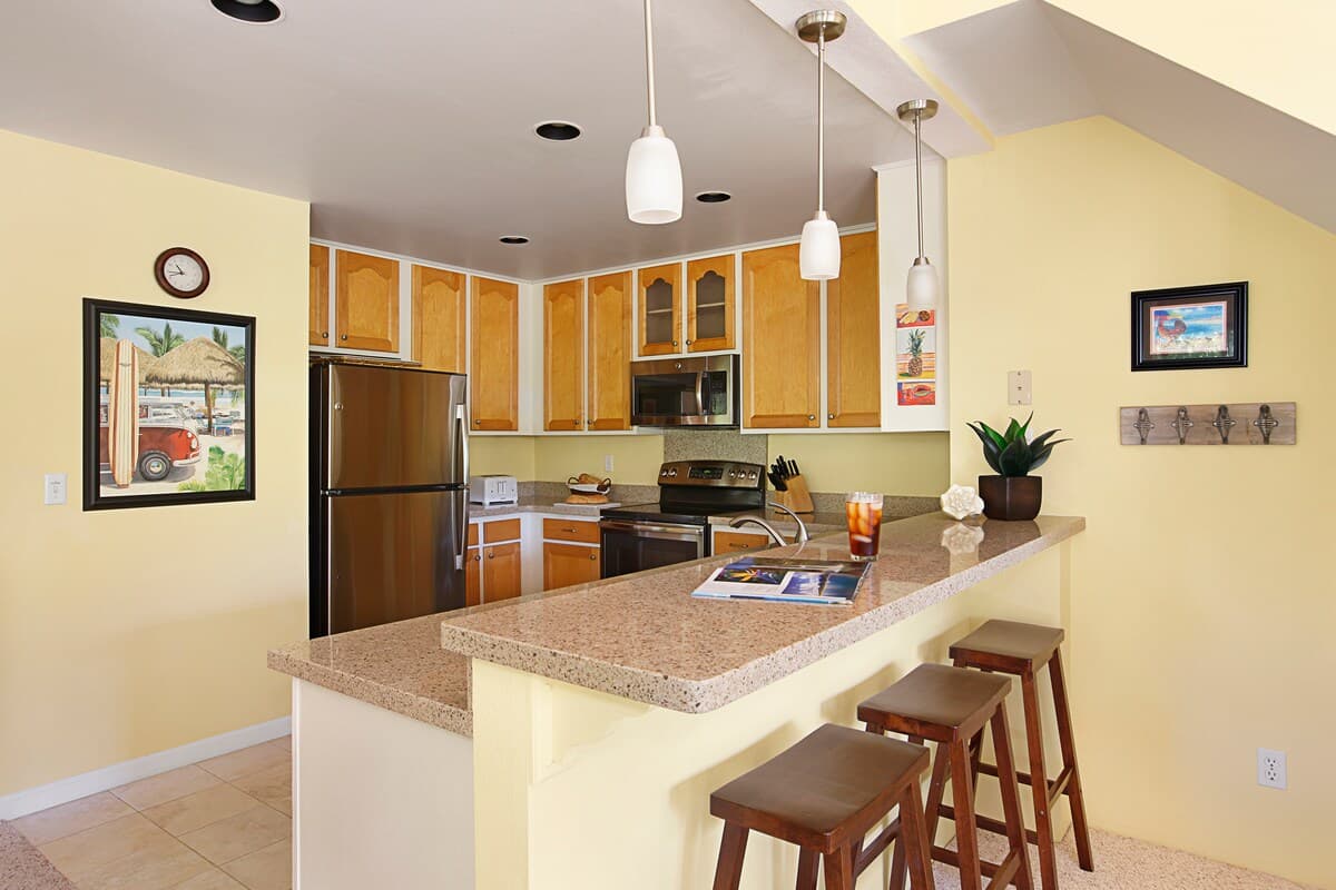 Condo in Koloa · ★4.82 · 3 bedrooms · 4 beds · 2.5 private baths - Photo 4