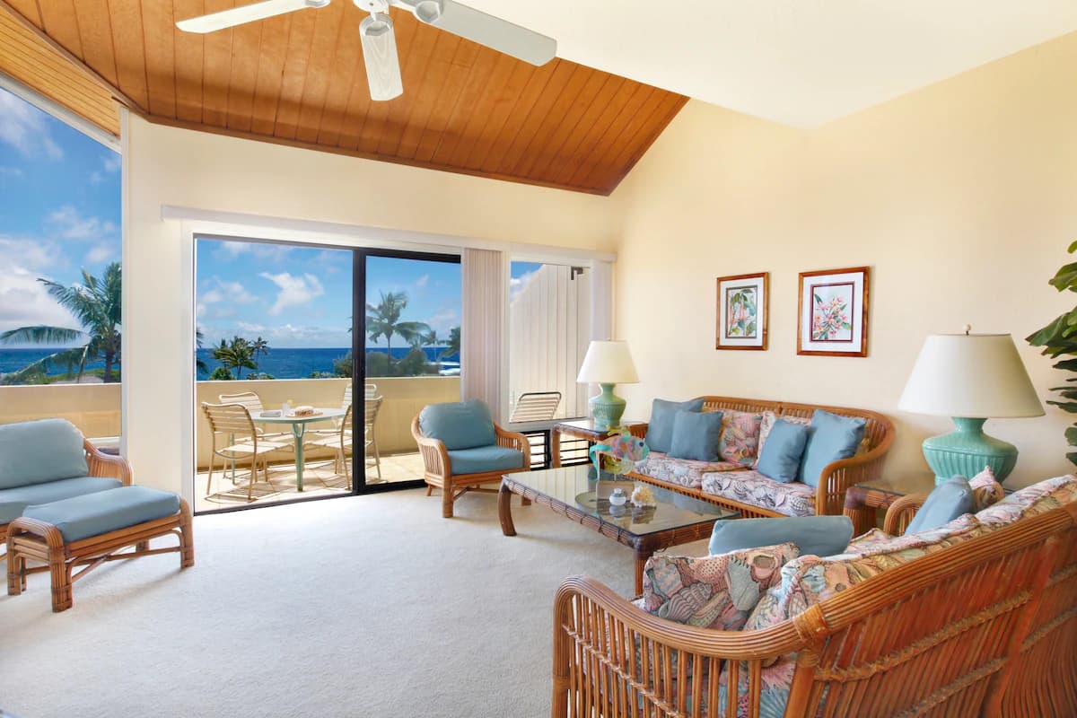 Condo in Koloa · ★4.85 · 2 bedrooms · 3 beds · 2 baths - Photo 3