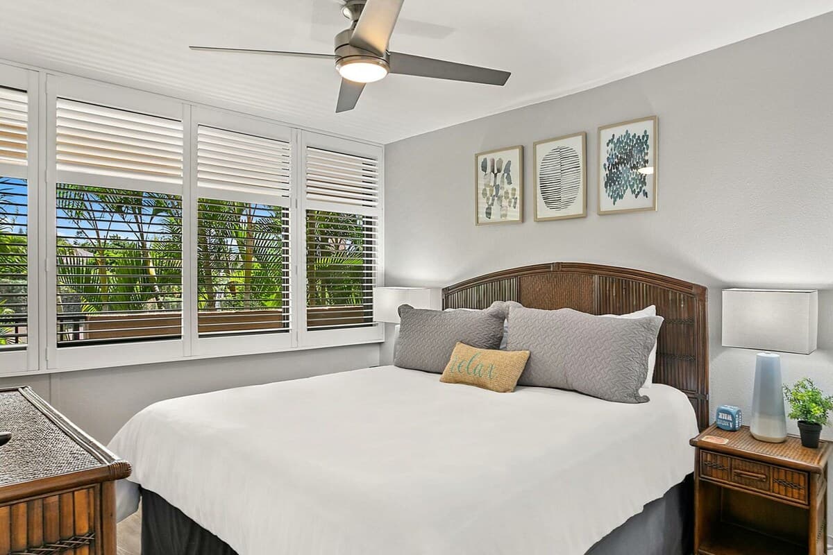 Condo in Kihei · ★4.94 · 1 bedroom · 2 beds · 2 private baths - Photo 4