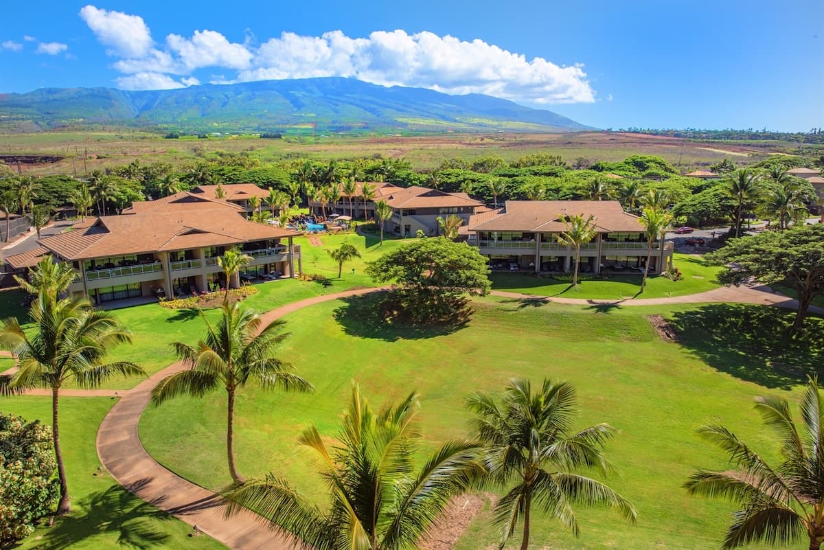 Villa in Lahaina · ★4.92 · 3 bedrooms · 4 beds · 3 baths - Photo 1
