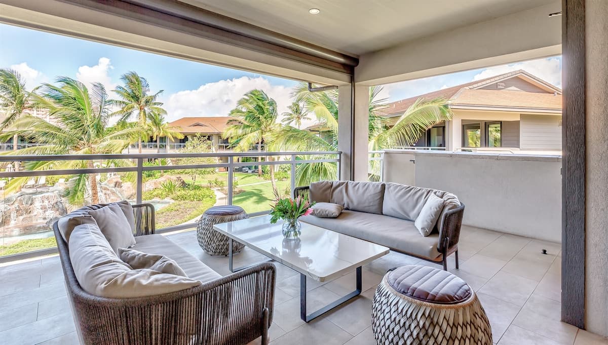 Villa in Lahaina · ★5.0 · 3 bedrooms · 4 beds · 3 baths - Photo 1