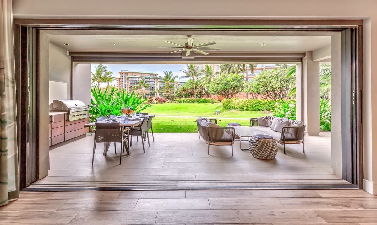 Villa in Lahaina · ★4.78 · 6 bedrooms · 8 beds · 6 private baths - Photo 3