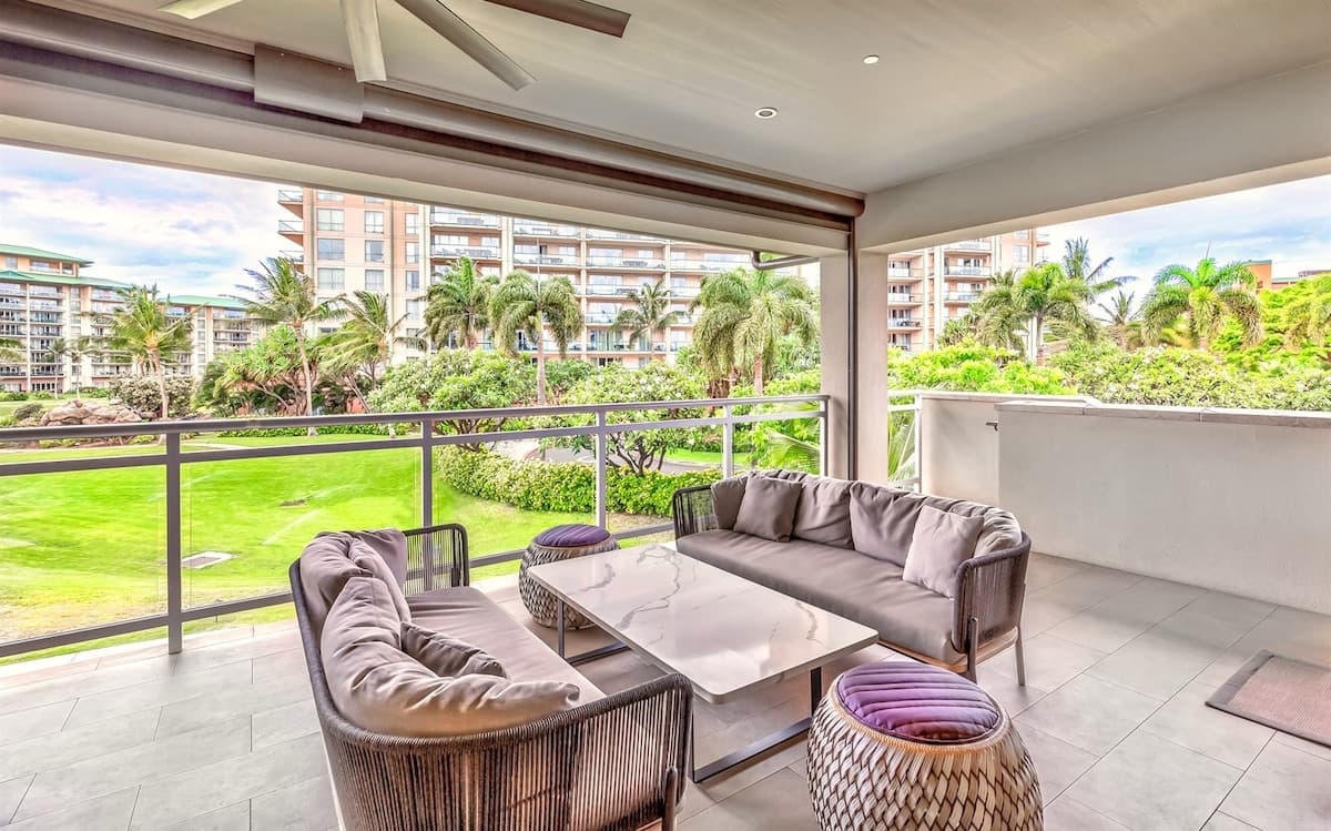 Villa in Lahaina · ★4.78 · 6 bedrooms · 8 beds · 6 private baths - Photo 5