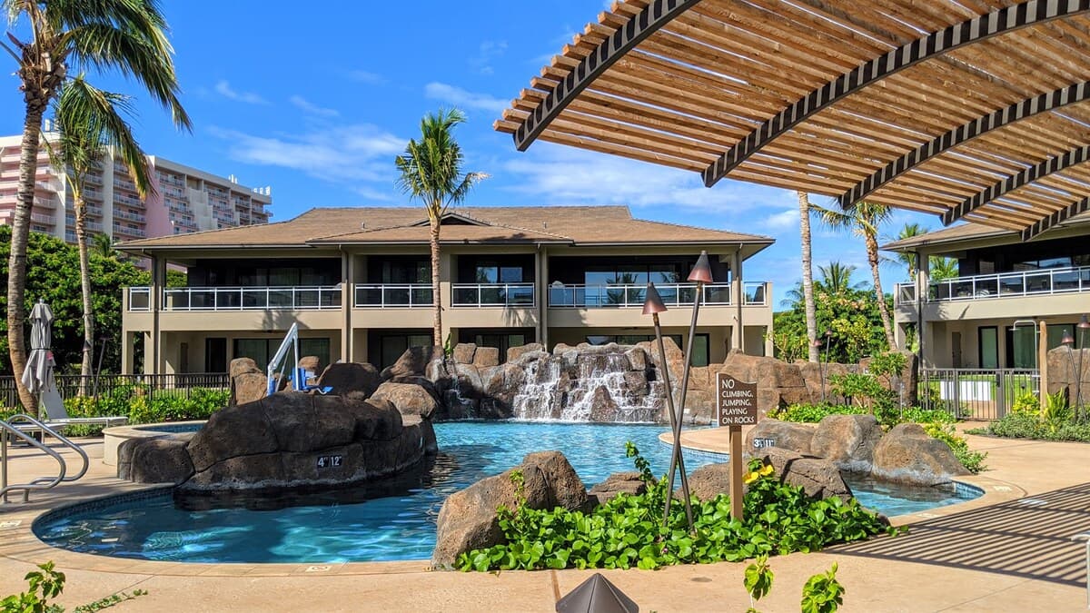 Condo in Kaanapali · ★4.95 · 3 bedrooms · 4 beds · 3 baths - Photo 4