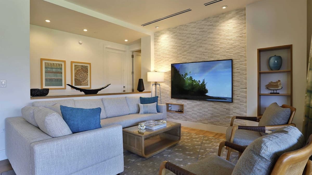 Condo in Kaanapali · ★4.95 · 3 bedrooms · 4 beds · 3 baths - Photo 2