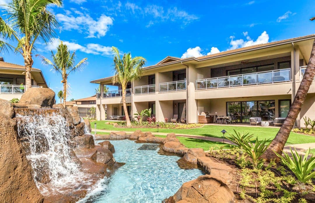 Condo in Lahaina · ★4.71 · 3 bedrooms · 4 beds · 3 baths - Photo 4