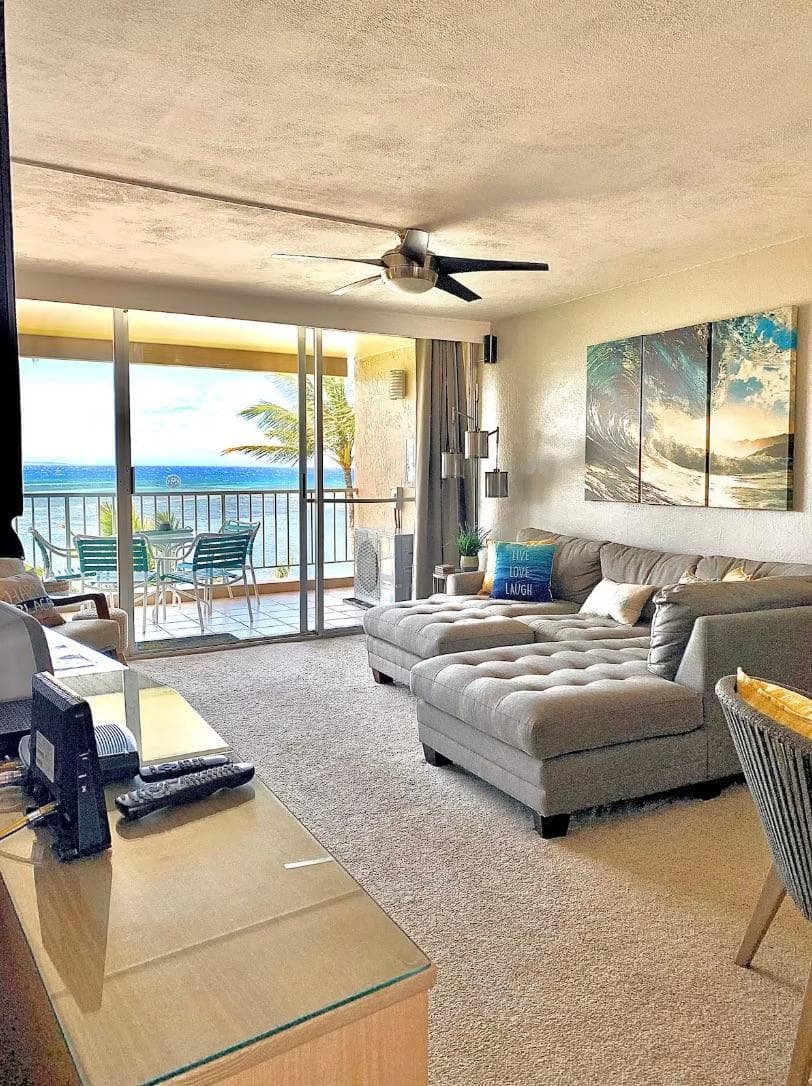 Condo in Kihei · ★4.87 · 2 bedrooms · 2 beds · 2 baths - Photo 3