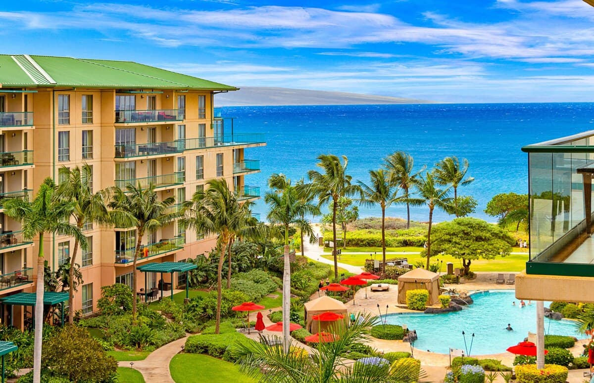 Condo in Lahaina · ★4.89 · Studio · 2 beds · 1 bath - Photo 2