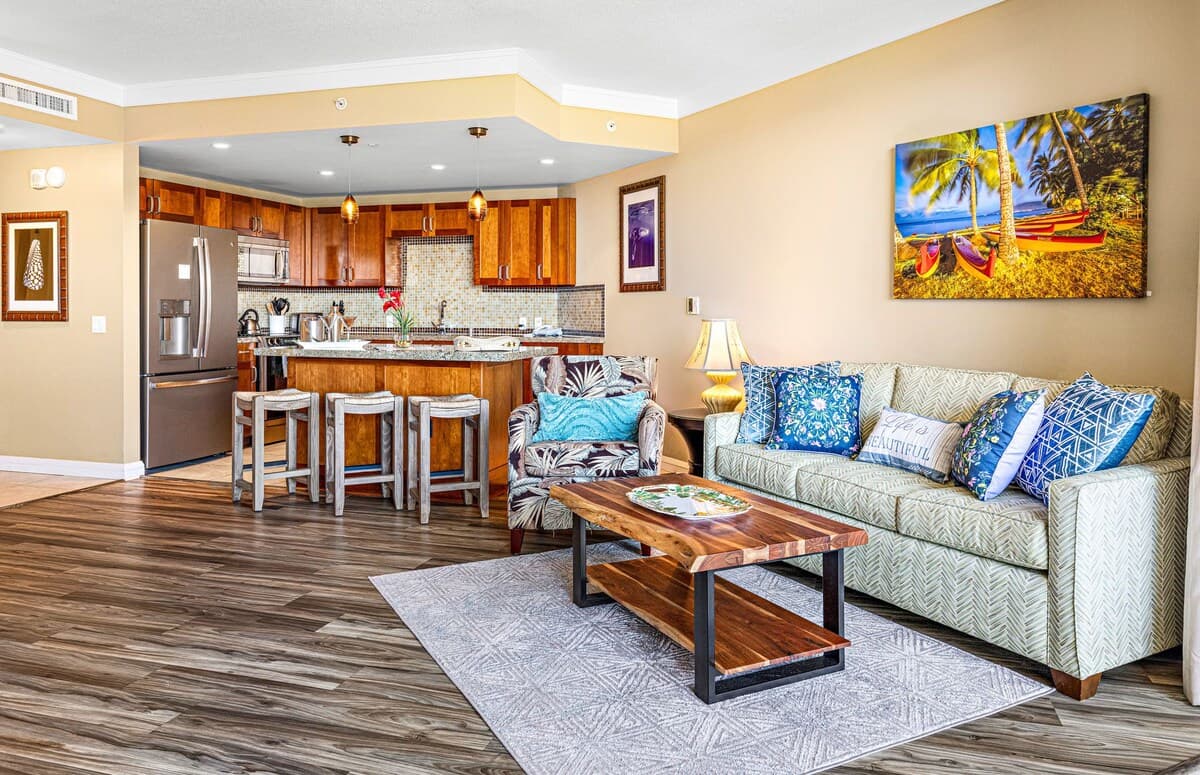 Condo in Lahaina · ★4.89 · Studio · 2 beds · 1 bath - Photo 3