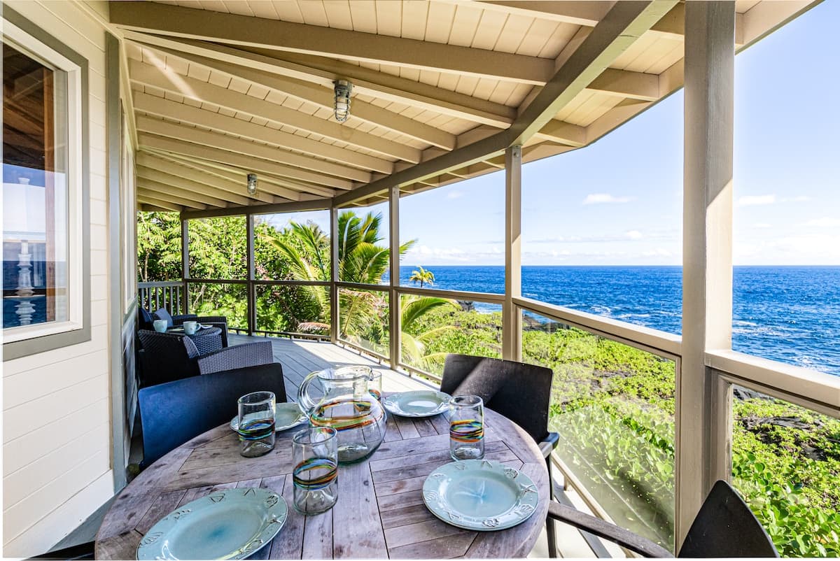 Home in Keaau · ★4.95 · 2 bedrooms · 2 beds · 3 baths - Photo 4