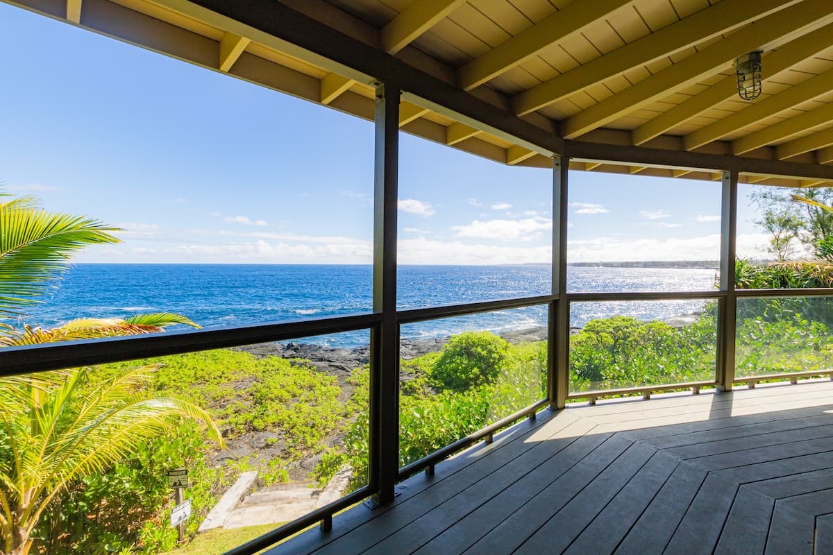 Home in Keaau · ★4.95 · 2 bedrooms · 2 beds · 3 baths - Photo 3