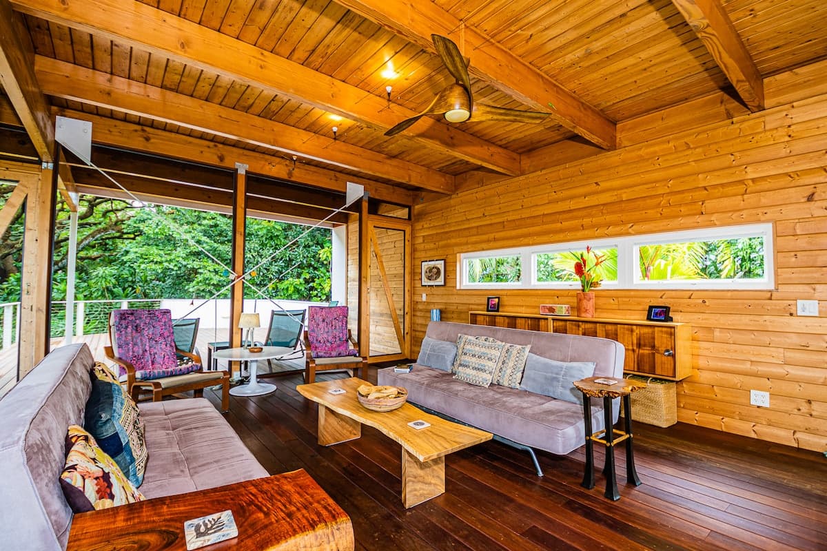 Home in Pahoa · ★4.97 · 2 bedrooms · 2 beds · 2.5 baths - Photo 4
