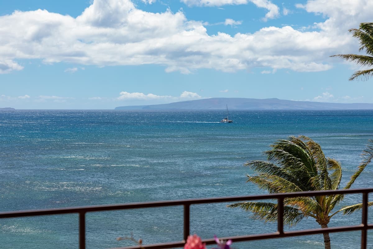 Island Sands 606 Maui Spacious Oceanfront - Photo 2