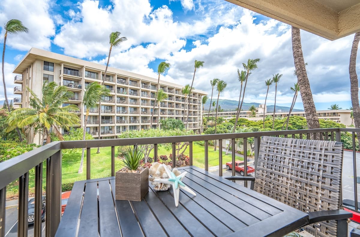 Condo in Kihei · ★4.75 · Studio · 1 bed · 1 bath - Photo 1