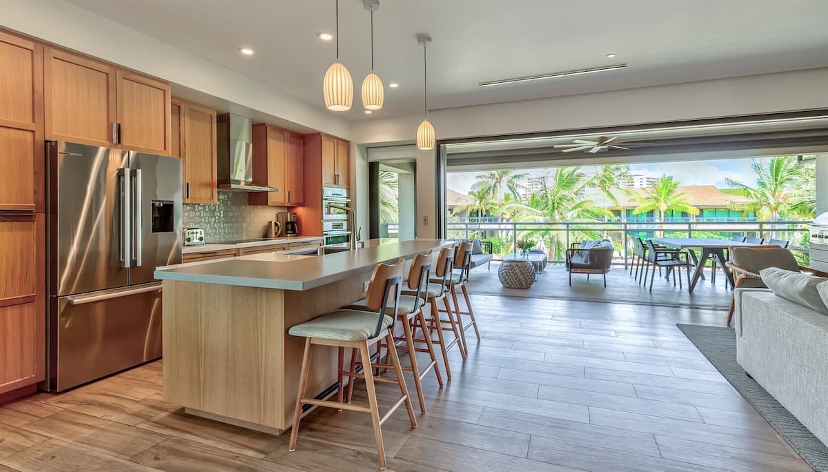 Villa in Lahaina · ★4.91 · 3 bedrooms · 4 beds · 3 baths - Photo 4