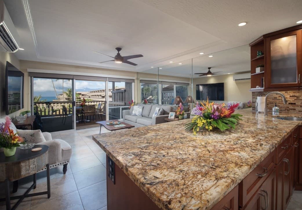 Condo in Lahaina · ★4.96 · 2 bedrooms · 3 beds · 2.5 baths - Photo 2