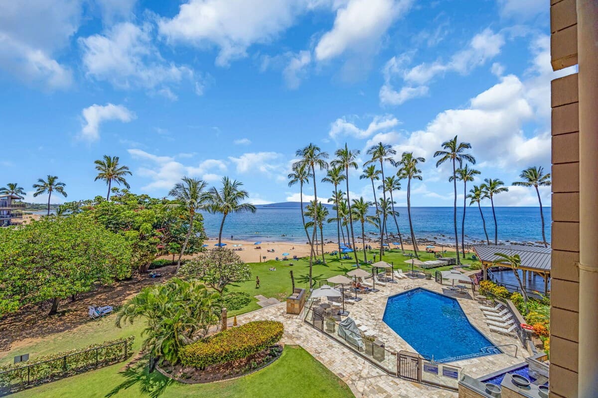 Condo in Kihei · ★4.17 · 1 bedroom · 2 beds · 1 bath - Photo 1