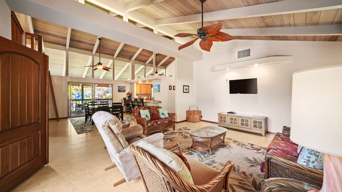 Home in Kailua-Kona · ★4.87 · 2 bedrooms · 2 beds · 2 baths - Photo 4