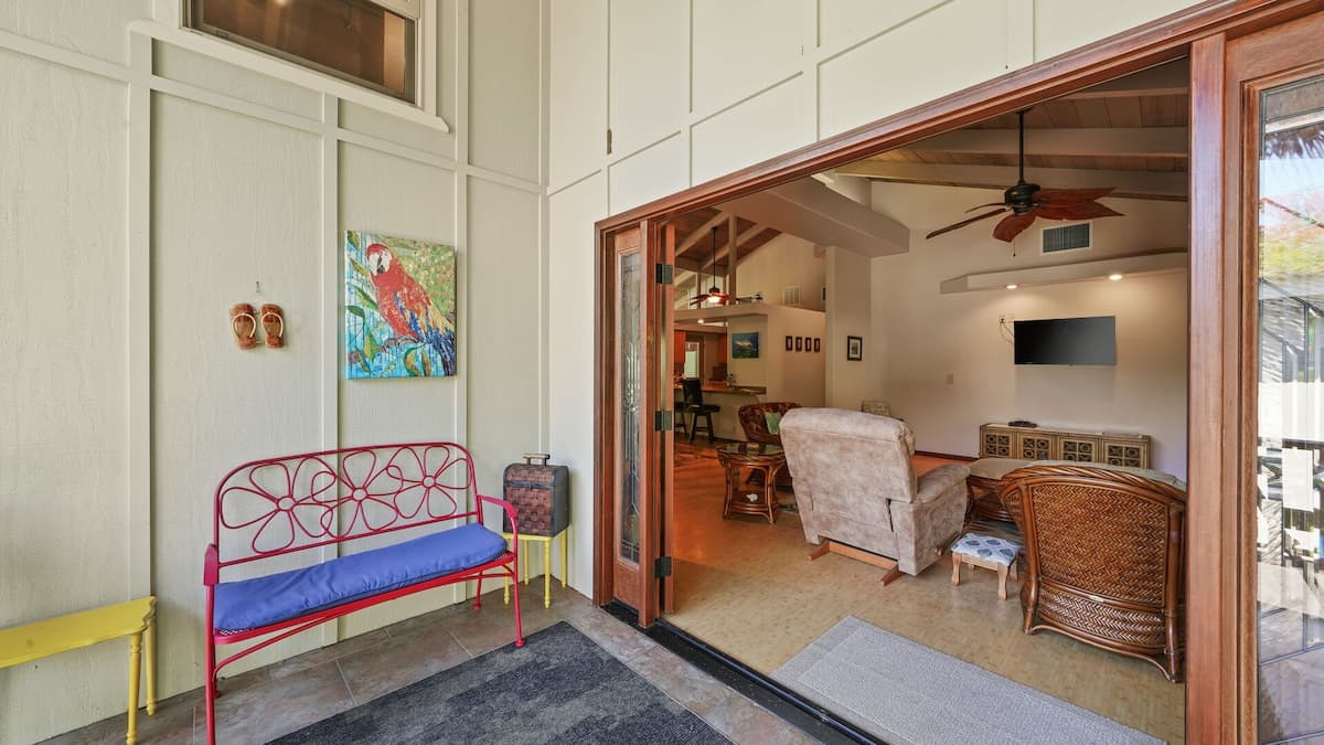 Home in Kailua-Kona · ★4.87 · 2 bedrooms · 2 beds · 2 baths - Photo 3